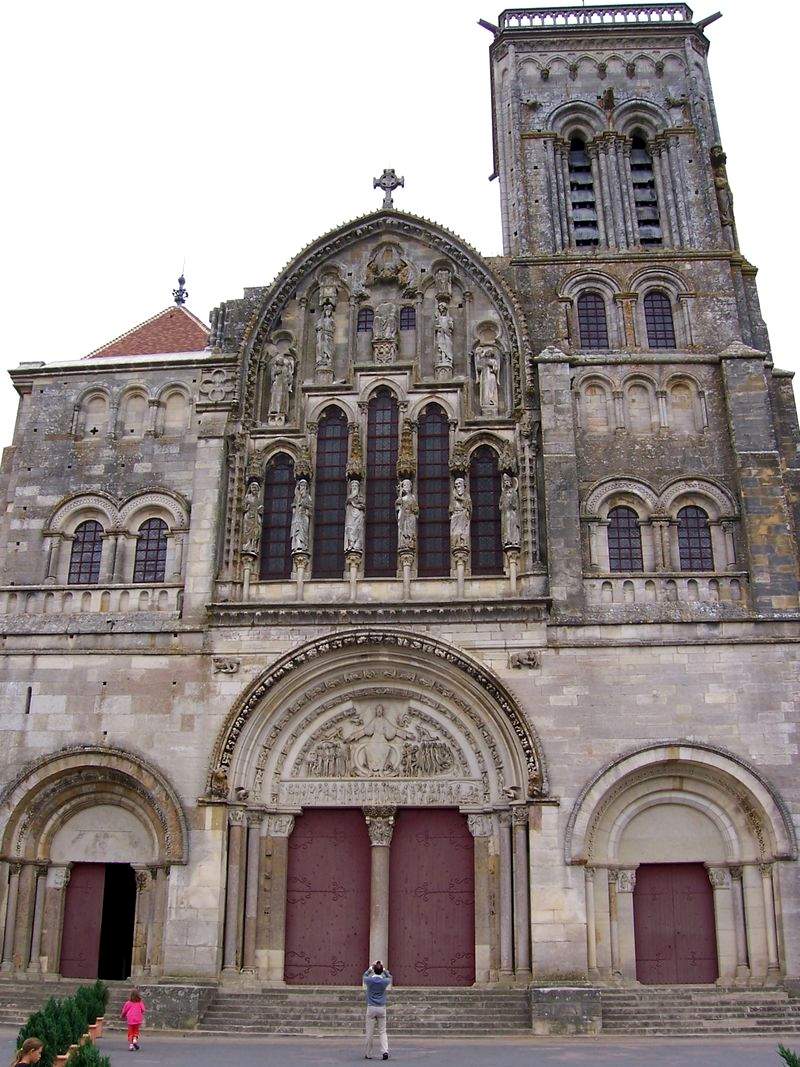 Vézelay: fachada de la basílica Sainte-Madeleine (I)